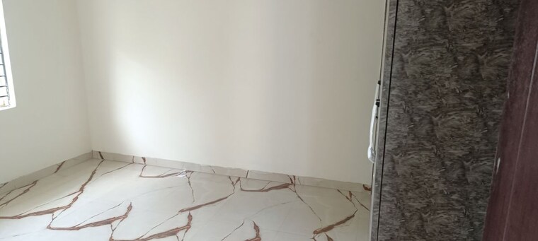 Room, madhapur 3 Bedroom 1900 Sq.Ft. Apartment In Madhapur Hyderabad 10739001