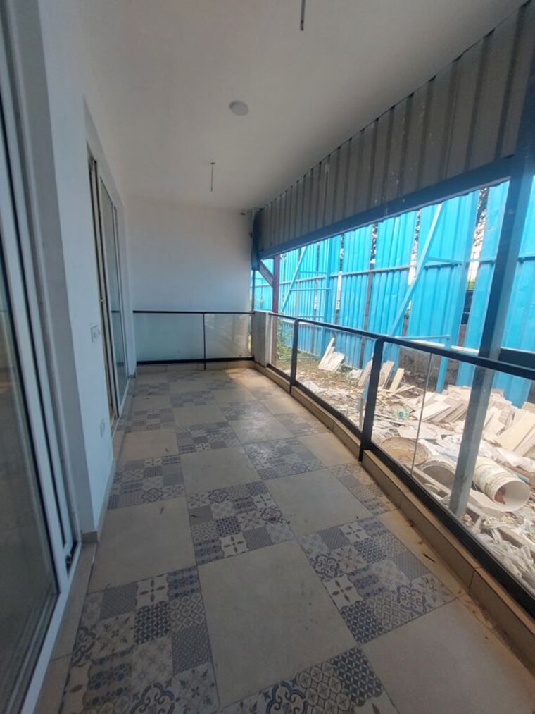 Balcony, amrapali-centurian-park 3.5 Bedroom 3360 Sq.Ft. Apartment In Tech Zone 4 Greater Noida Greater Noida 10739063