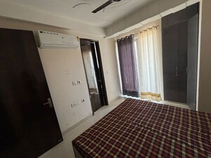 Bedroom in 2 BHK Builder Floor at Sector 46 – for Rent