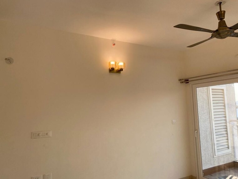 Room, l-t-raintree-boulevard 2.5 Bedroom 1100 Sq.Ft. Apartment In Hebbal Bangalore 10739120