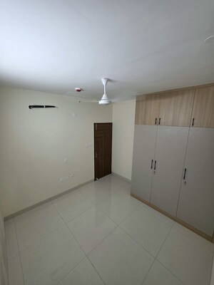 2 BHK Apartment For Rent in My Home Sayuk, Tellapur