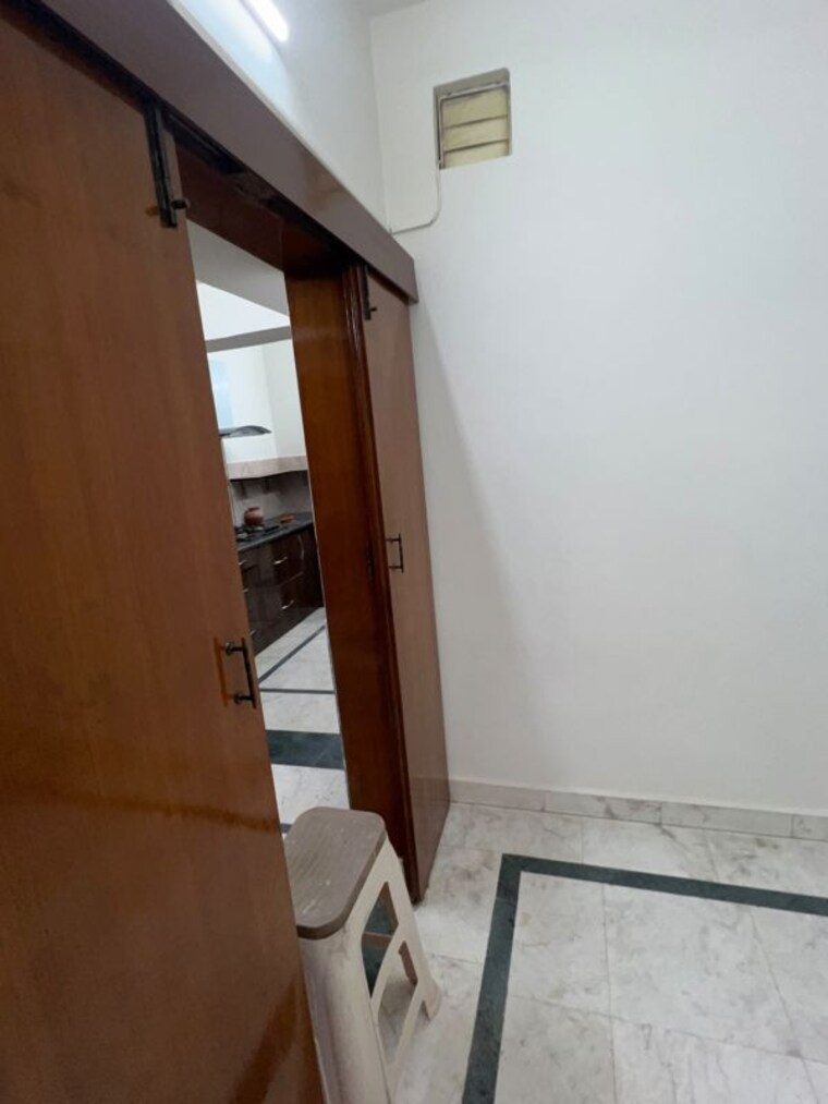 undefined, naraina 3 Bedroom 125 Sq.Yd. Builder Floor In Naraina Delhi 10739127