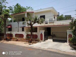 6+ BHK Independent House For Sale in Gunrock Enclave