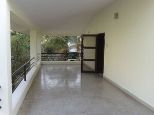Room in 6+ BHK Independent House at Gunrock Enclave – for Sale