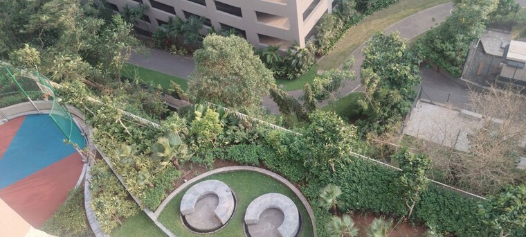 Garden, runwal-sanctuary 2 Bedroom 643 Sq.Ft. Apartment In Mulund West Mumbai 10739116