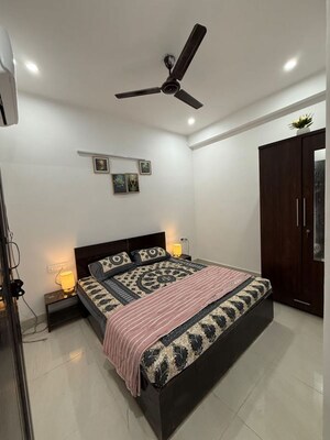 Bedroom in 1 BHK Builder Floor at Sector 53 – for Rent