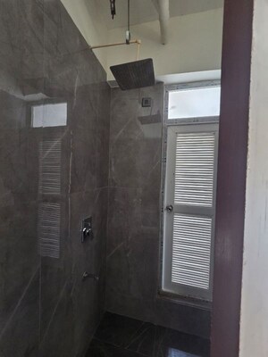 Bathroom in 2 BHK Apartment at Kandivali West – for Rent