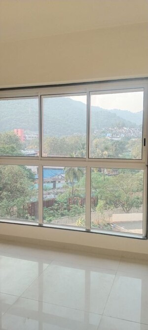 Master Bedroom in 2 BHK Apartment at Runwal Sanctuary, Mulund West – for Rent