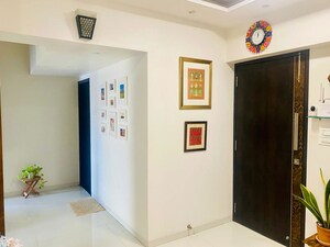 Room in 2 BHK Apartment at Royal Palms Garden View, Goregaon East – for Rent