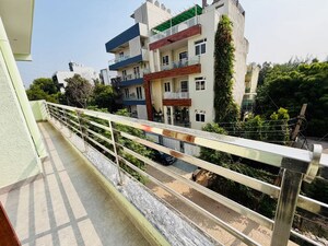 1 RK Builder Floor – Exterior View View at Sector 38 - for Rent