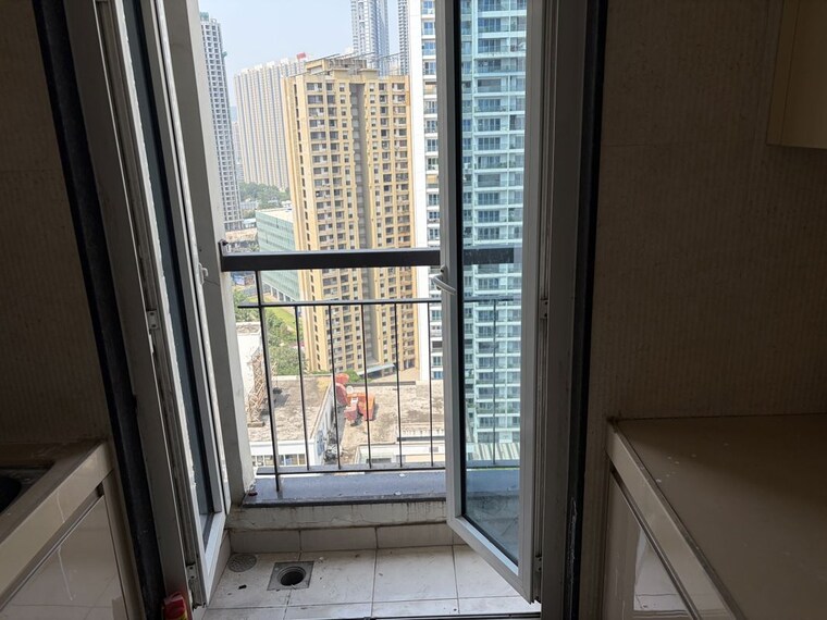 Balcony, sheth-avalon 2 Bedroom 1100 Sq.Ft. Apartment In Laxmi Nagar Thane 10739269