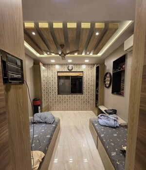 Room in 3 BHK Apartment at Byculla – for Sale