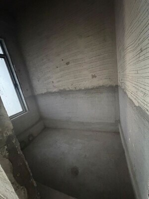 Building Lobby in 3 BHK Apartment at Matunga East – for Sale
