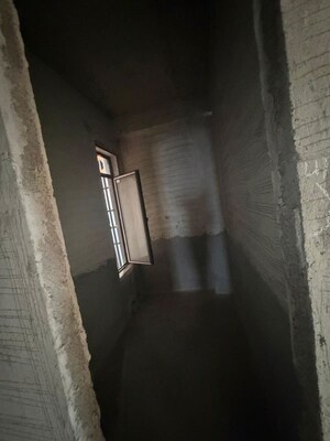 Building Lobby in 3 BHK Apartment at Matunga East – for Sale
