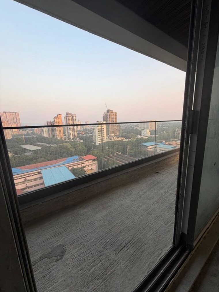Balcony, matunga east 3 Bedroom 1740 Sq.Ft. Apartment In Matunga East Mumbai 10739274