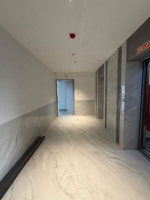 Room in 3 BHK Apartment at Matunga East – for Sale