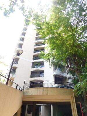 3 BHK Apartment – Exterior View View at Andheri West - for Rent