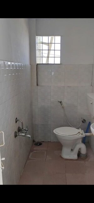 Bathroom in 1 BHK Apartment at Koramangala – for Rent
