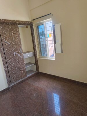 Room in 1 BHK Apartment at Koramangala – for Rent