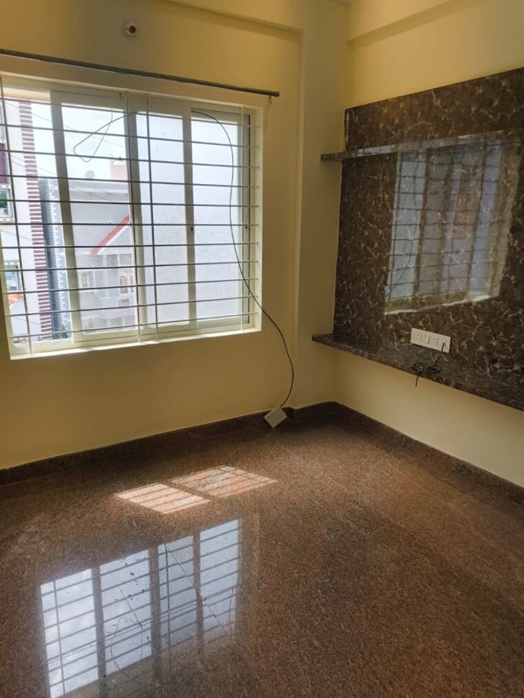 Room, koramangala 1 Bedroom 800 Sq.Ft. Apartment In Koramangala Bangalore 10729792