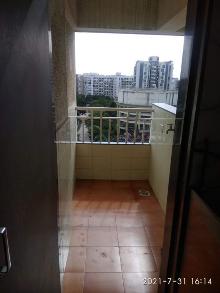 Balcony, panchshil-eon-free-zone 2 Bedroom 765 Sq.Ft. Apartment In Kharadi Pune 10739341