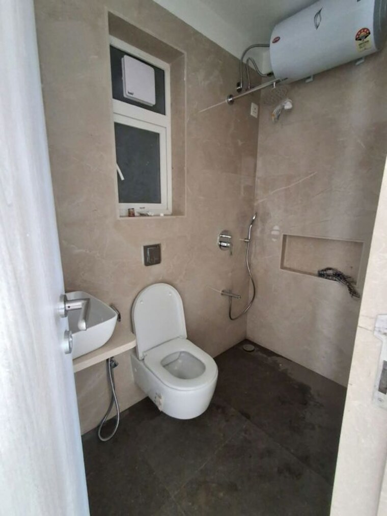 Bathroom, pratham-prerana-chs 2 Bedroom 663 Sq.Ft. Apartment In Andheri West Mumbai 10739340