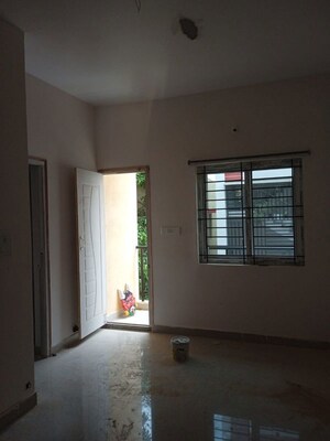Room in 2 BHK Apartment at Ejipura – for Rent