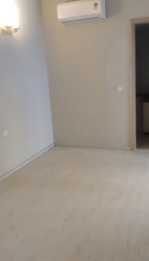 Room in 2 BHK Apartment at M3M Heights, Sector 65 – for Rent