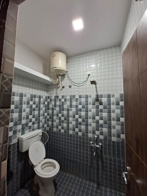 Attached Bathroom in 3 BHK Apartment at Ejipura – for Rent