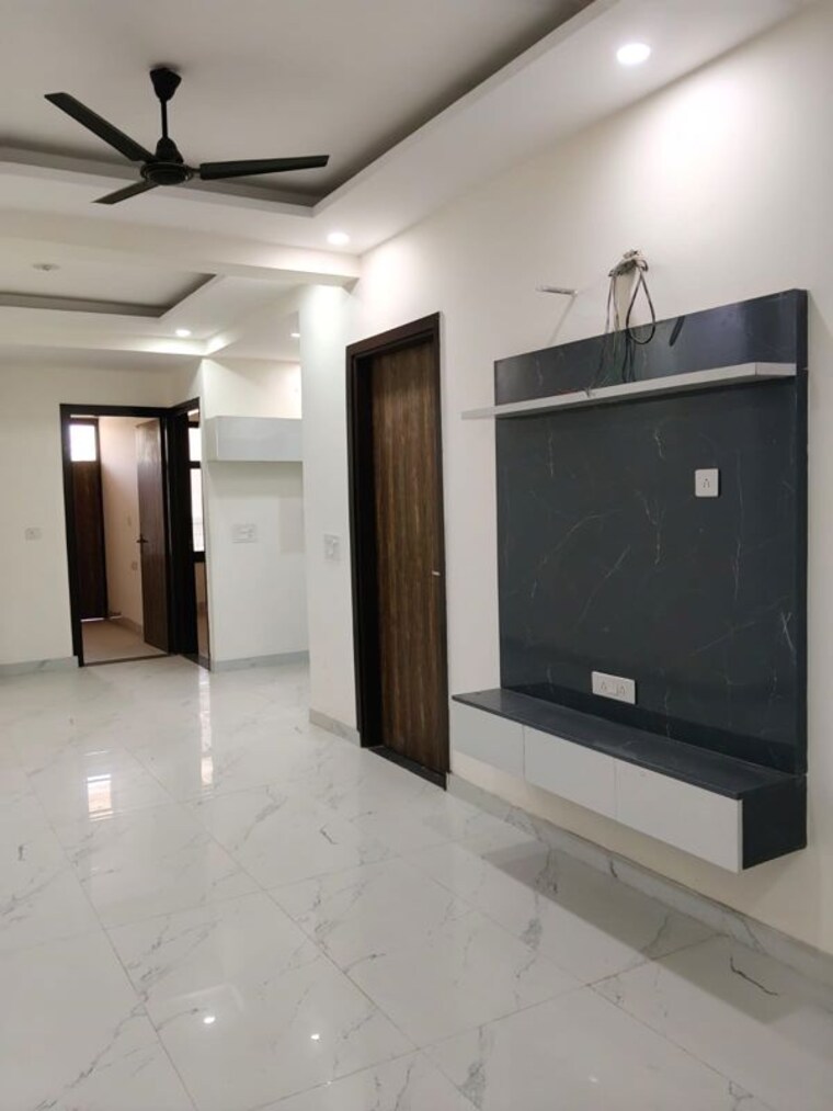 Room, sector 72 3 Bedroom 1150 Sq.Ft. Builder Floor In Sector 72 Gurgaon 10739336