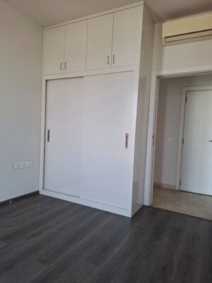 Room in 4 BHK Builder Floor at Sector 72 – for Sale