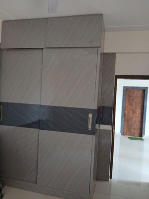 Room in 3 BHK Apartment at Sector 9 – for Rent