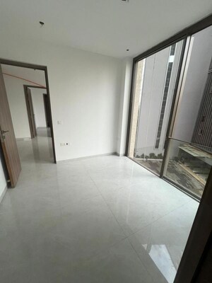 Room in 2 BHK Apartment at One Meraki, Chembur – for Rent