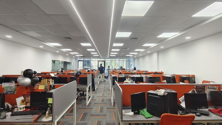 Team Area, evershine-mall Commercial Office Space 2000 Sq.Ft. In Malad West Mumbai 10739408