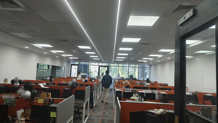 Team Area, evershine-mall Commercial Office Space 2000 Sq.Ft. In Malad West Mumbai 10739408