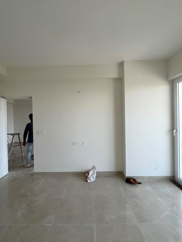 Room, sector 92 3 Bedroom 1960 Sq.Ft. Apartment In Sector 92 Gurgaon 10734446