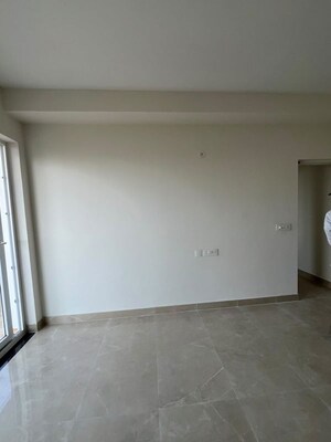 Room in 3 BHK Apartment at Sector 92 – for Rent