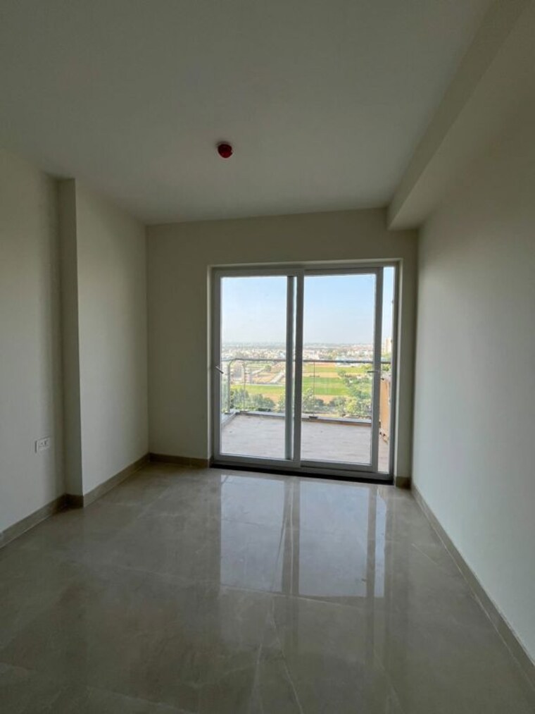 Room, sector 92 3 Bedroom 1960 Sq.Ft. Apartment In Sector 92 Gurgaon 10734446