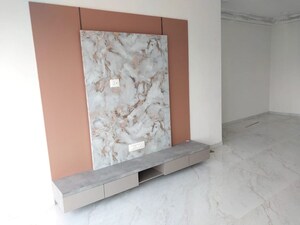 Room in 2 BHK Apartment at Sri Zynergy, Suman Nagar – for Rent