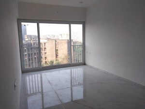 Room in 2 BHK Apartment at Sri Zynergy, Suman Nagar – for Rent
