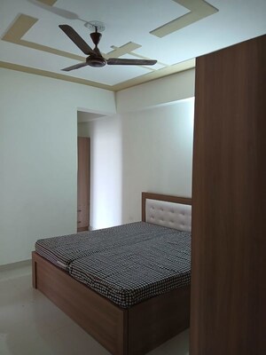 Bedroom in 3 BHK Apartment at Sector 9 – for Rent
