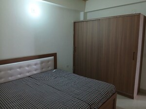 Bedroom in 3 BHK Apartment at Sector 9 – for Rent