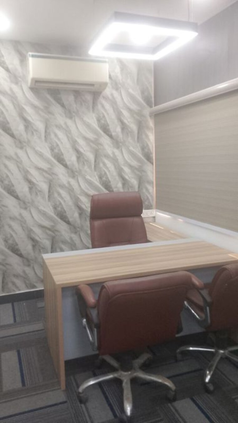 Bedroom, sector 65 Commercial Office Space 3500 Sq.Ft. In Sector 65 Noida 10739442