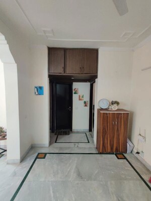 Room in 3 BHK Builder Floor at Mayfield Garden – for Sale