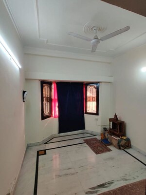 Room in 3 BHK Builder Floor at Mayfield Garden – for Sale