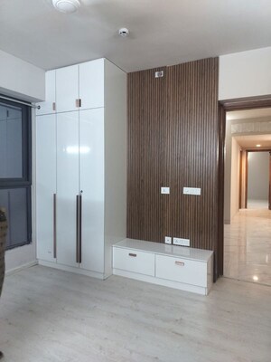 Room in 3 BHK Apartment at M3M Heights, Sector 65 – for Rent