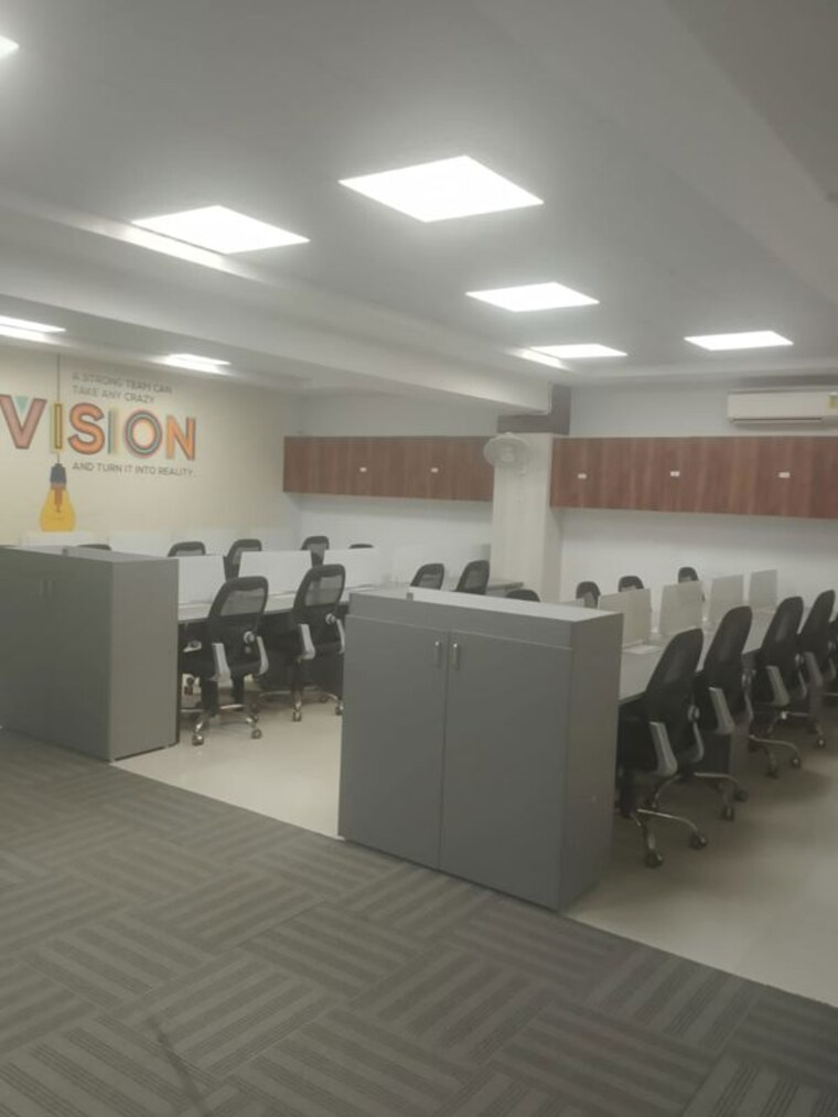 Team Area, sector 65 Commercial Office Space 45000 Sq.Ft. In Sector 65 Noida 10739465