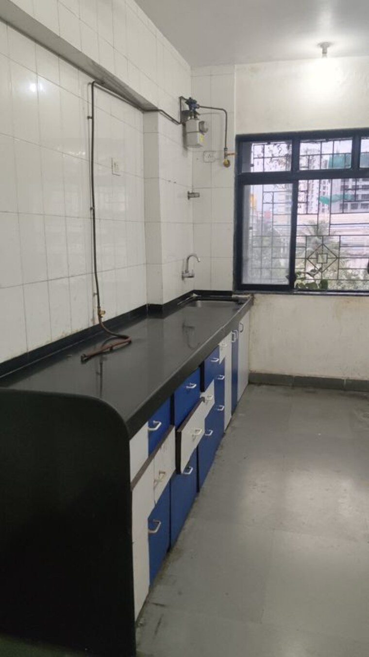 Kitchen, swaraj-accolade-chs 2 Bedroom 836 Sq.Ft. Apartment In Louis Wadi Thane 10739500