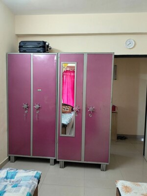 Room in  Pg at Goregaon East – for Rent