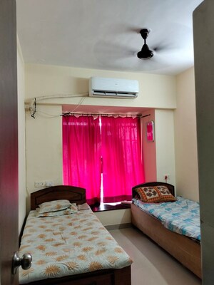 Bedroom in  Pg at Goregaon East – for Rent